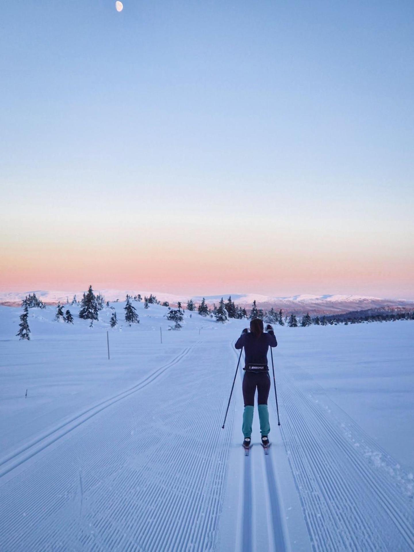 Camp Sjusjøen Hotell Mesnali Eksteriør bilde