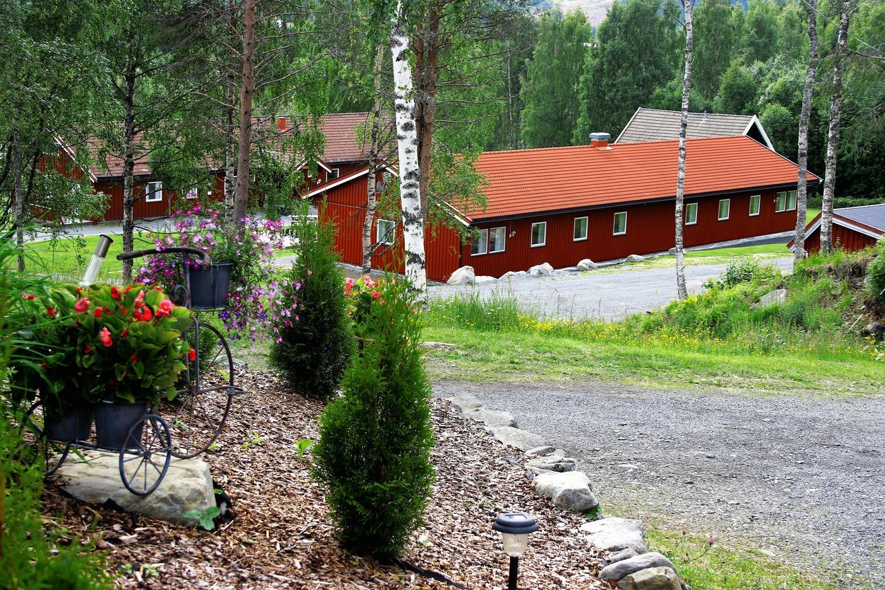 Camp Sjusjøen Hotell Mesnali Eksteriør bilde